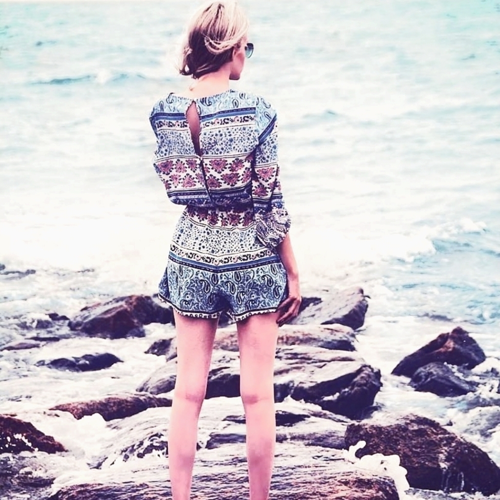 Floral Lightweight Long Sleeve Romper